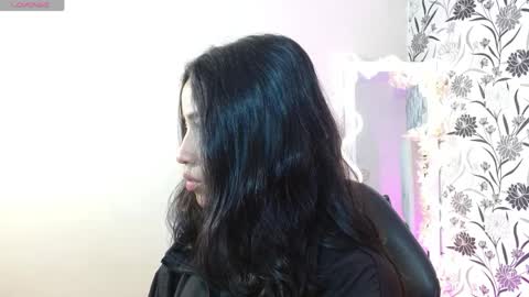 Joselyn  online show from April 2026 11:33:01 AM