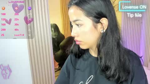 Snapshot of joselyn_tay chatting on June 2026 12:11:01 PM Joselyn online show from June 2026 12:11:01 PM