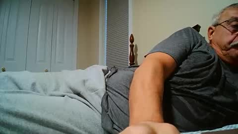 josephgr2021 online show from November 2025 03:33:02 PM