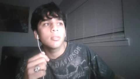 Snapshot of josh372060 chatting on June 2026 02:33:02 AM josh372060 online show from June 2026 02:33:02 AM