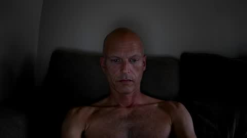 joshking2017 online show from June 2026 11:03:02 AM