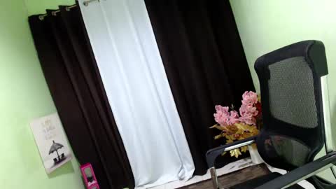 Angel online show from December 2024 01:13:02 PM