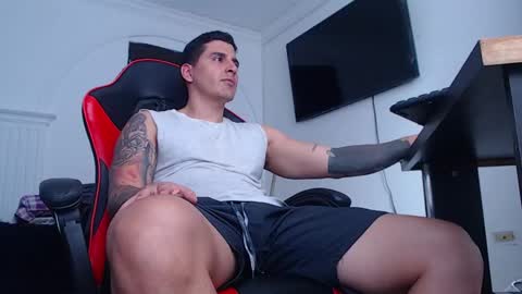 eduardo online show from December 2024 05:45:02 PM