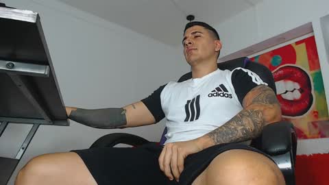 eduardo online show from December 2024 12:23:02 PM