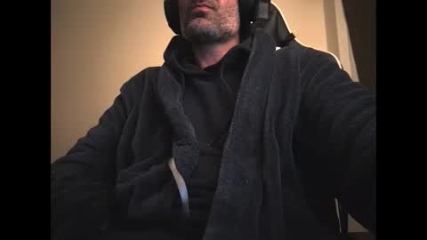 Jozefio online show from October 2025 04:00:01 AM