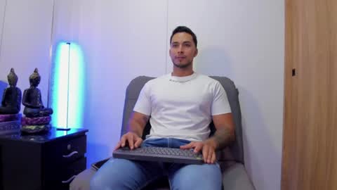 juan_muscle online show from July 2026 02:53:01 AM