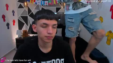 Snapshot of juan_nd_steven chatting on June 2026 11:24:02 AM JuanSteven online show from June 2026 11:24:02 AM