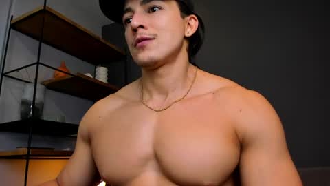 Snapshot of juandres007 chatting on June 2026 02:14:01 AM JUANDRES online show from June 2026 02:14:01 AM