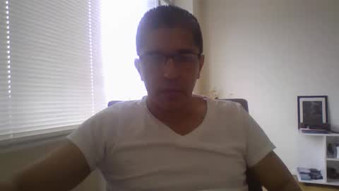 juanearth1 online show from March 2026 05:31:02 PM