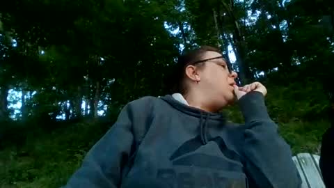 Juiceepawwg420 online show from May 2026 11:57:01 PM