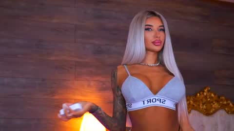 Snapshot of juicy_jessye chatting on June 2026 08:33:01 PM Jessye online show from June 2026 08:33:01 PM