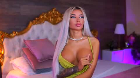 Snapshot of juicy_jessye chatting on July 2026 07:53:01 PM Jessye online show from July 2026 07:53:01 PM