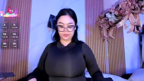 Juicy online show from December 2025 11:07:01 AM