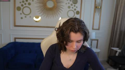 Elza online show from April 2026 02:14:02 PM