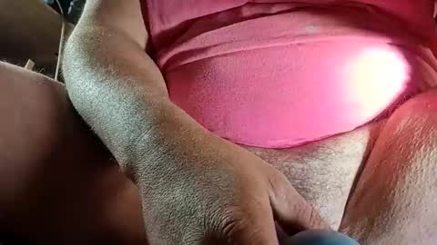 juicyweiner online show from October 2025 06:39:02 AM