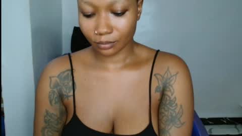juicyxpink online show from July 2026 11:24:02 AM