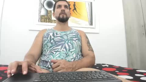 Snapshot of juleslatin122 chatting on December 2024 07:32:02 PM Jules online show from December 2024 07:32:02 PM