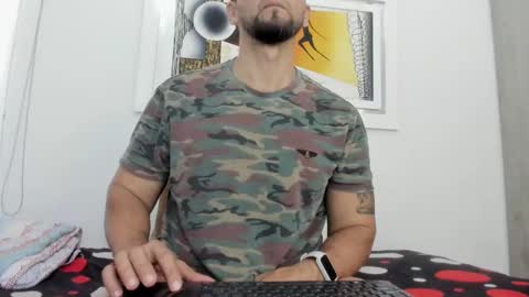 Snapshot of juleslatin122 chatting on January 2025 11:56:02 AM Jules online show from January 2025 11:56:02 AM