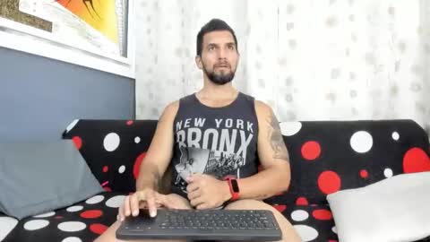 Snapshot of juleslatin122 chatting on October 2025 05:35:01 PM Jules online show from October 2025 05:35:01 PM