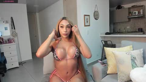 julessy online show from January 2026 04:55:01 PM