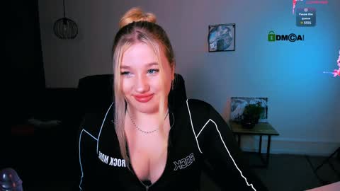 juli kisss online show from January 2025 08:26:02 PM