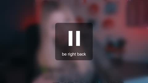 juli kisss online show from February 2025 03:54:01 PM