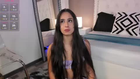 Snapshot of julia_martinezz_ chatting on June 2026 11:30:02 AM J U L IA M A R T I N E Z online show from June 2026 11:30:02 AM
