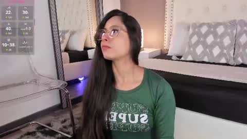 Snapshot of julia_martinezz_ chatting on June 2026 11:42:01 AM J U L IA M A R T I N E Z online show from June 2026 11:42:01 AM