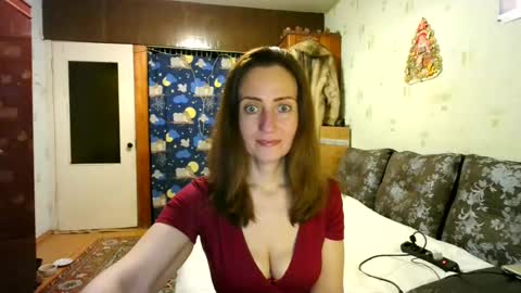 Snapshot of juliaa_foxi chatting on February 2025 06:27:02 PM juliaa_foxi online show from February 2025 06:27:02 PM