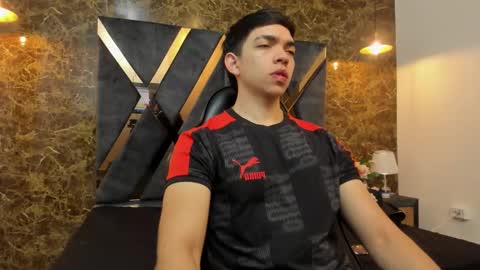 JULIAN  online show from February 2026 11:20:01 AM