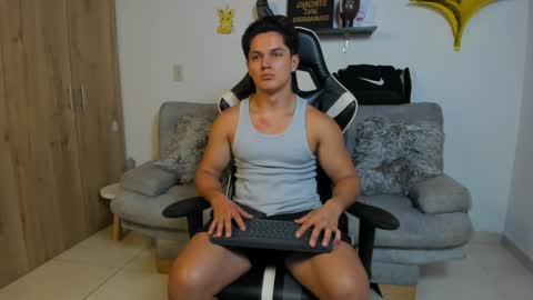 julian_wallace online show from January 2026 03:06:01 PM