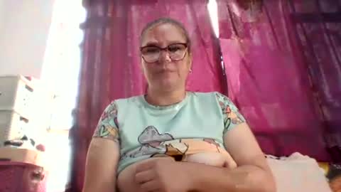 julianaputa online show from June 2026 01:59:02 PM