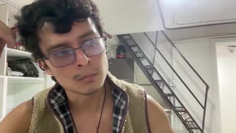 juliangosilva online show from May 2026 07:09:02 PM