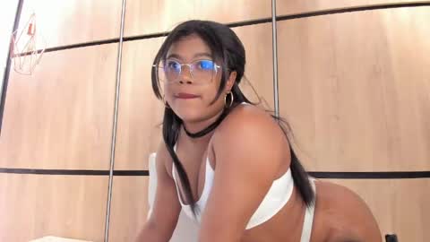 ANDREA  online show from May 2026 02:28:02 AM