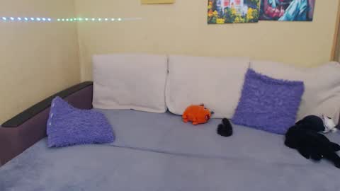 Jul online show from October 2025 02:14:02 PM