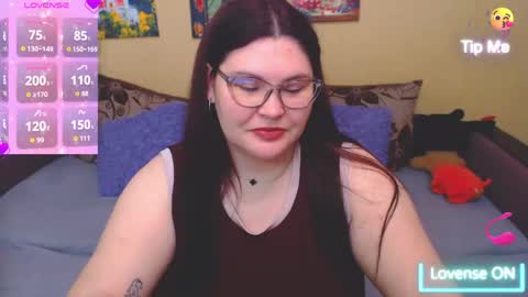 Snapshot of juliasane_ chatting on May 2026 07:31:01 PM Jul online show from May 2026 07:31:01 PM
