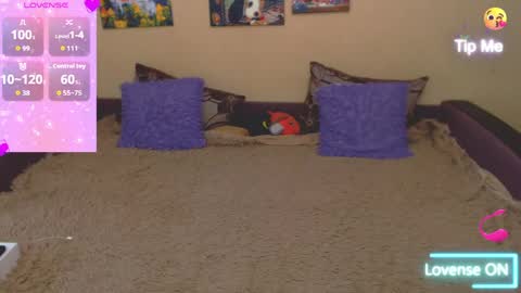 Snapshot of juliasane_ chatting on June 2026 01:06:02 PM Jul online show from June 2026 01:06:02 PM