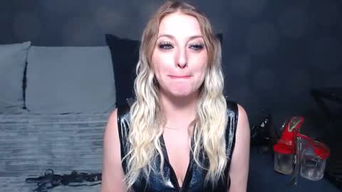 julia online show from May 2026 09:27:02 AM