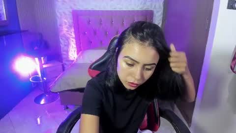 julieta_fn online show from July 2026 01:48:01 PM