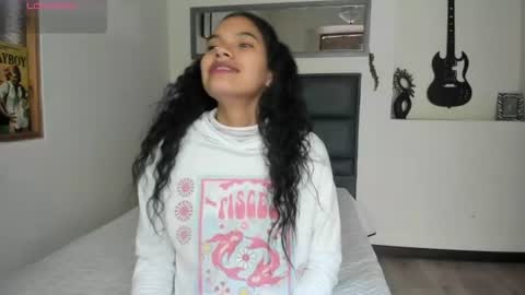Snapshot of julieta_parker7 chatting on July 2026 09:28:02 PM Julieta online show from July 2026 09:28:02 PM