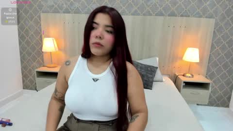 Julieta Robertson online show from April 2026 03:43:02 AM