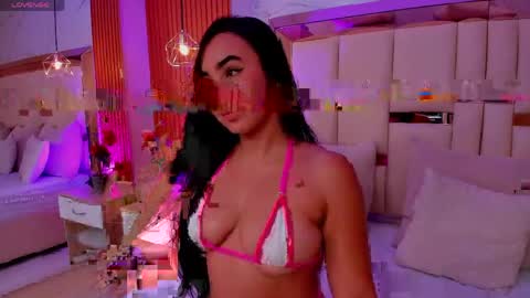 Snapshot of julieta_rose__ chatting on May 2026 12:41:02 AM online show from May 2026 12:41:02 AM
