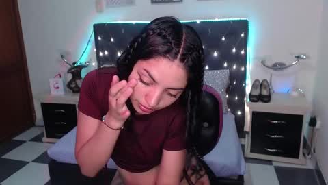 Snapshot of juliieth_miller chatting on December 2024 03:14:02 AM Juliieth Miller online show from December 2024 03:14:02 AM