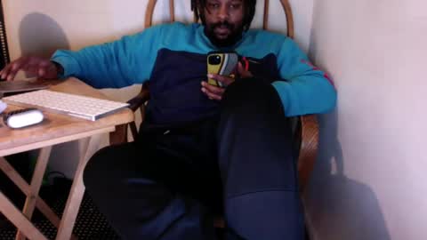 Snapshot of just2real chatting on January 2025 07:15:01 PM Real online show from January 2025 07:15:01 PM