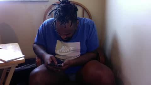 Snapshot of just2real chatting on February 2025 08:20:02 PM Real online show from February 2025 08:20:02 PM