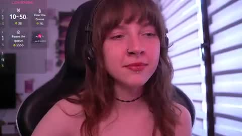 Snapshot of just_busking chatting on June 2026 04:38:01 PM Julia online show from June 2026 04:38:01 PM