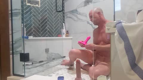 Tohiptwoquit online show from May 2026 09:44:02 PM