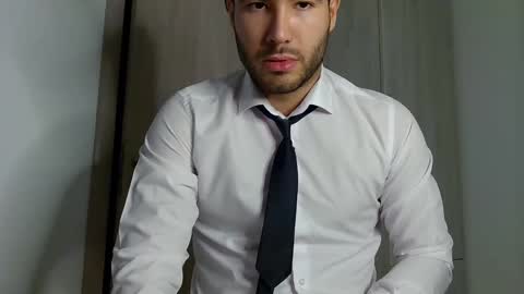 Justin online show from January 2025 12:18:01 AM