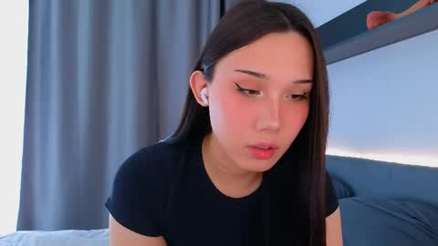 Kaia Monday Thursday FridaySaturdaySunday online show from June 2026 01:39:02 PM