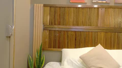 kaiawhite online show from March 2026 08:12:01 PM